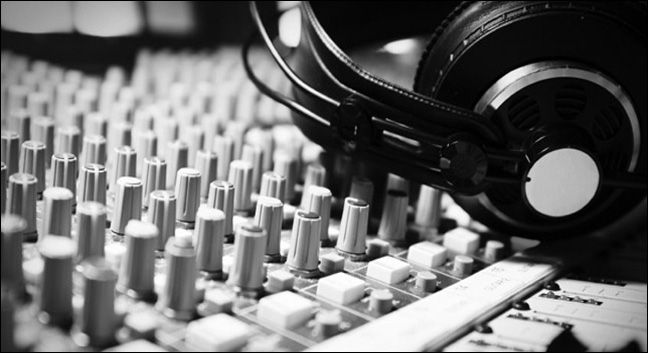 Latvian voice over services